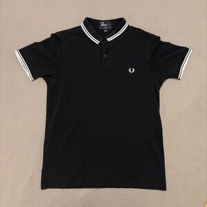 Fred Perry Polo Shirt Medium Black Short Sleeves Collared Old Money Golf Slim